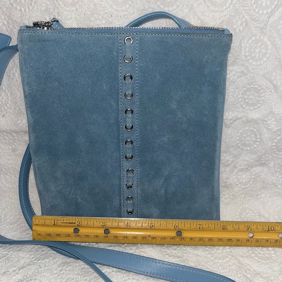 Vintage Blue Coach Crossbody - Picture 2 of 4